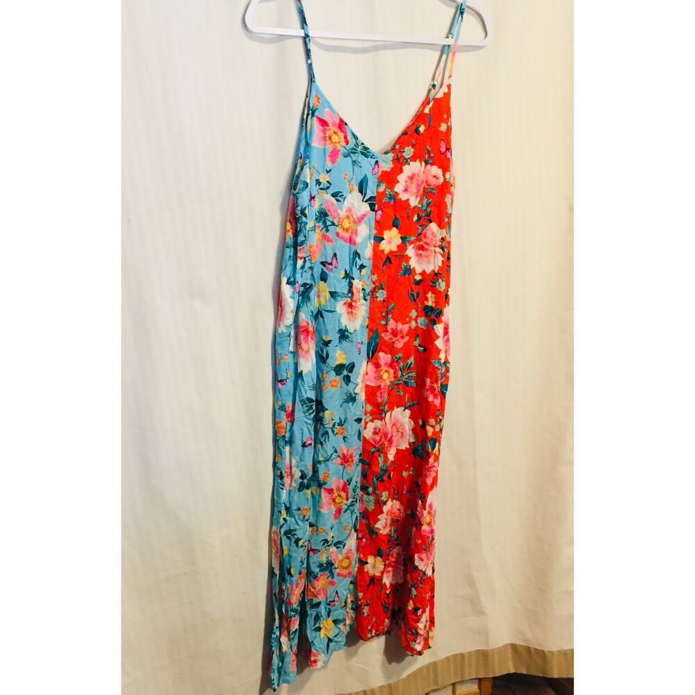 Beauty Sleep Social women's Floral  nightgown size S NWT